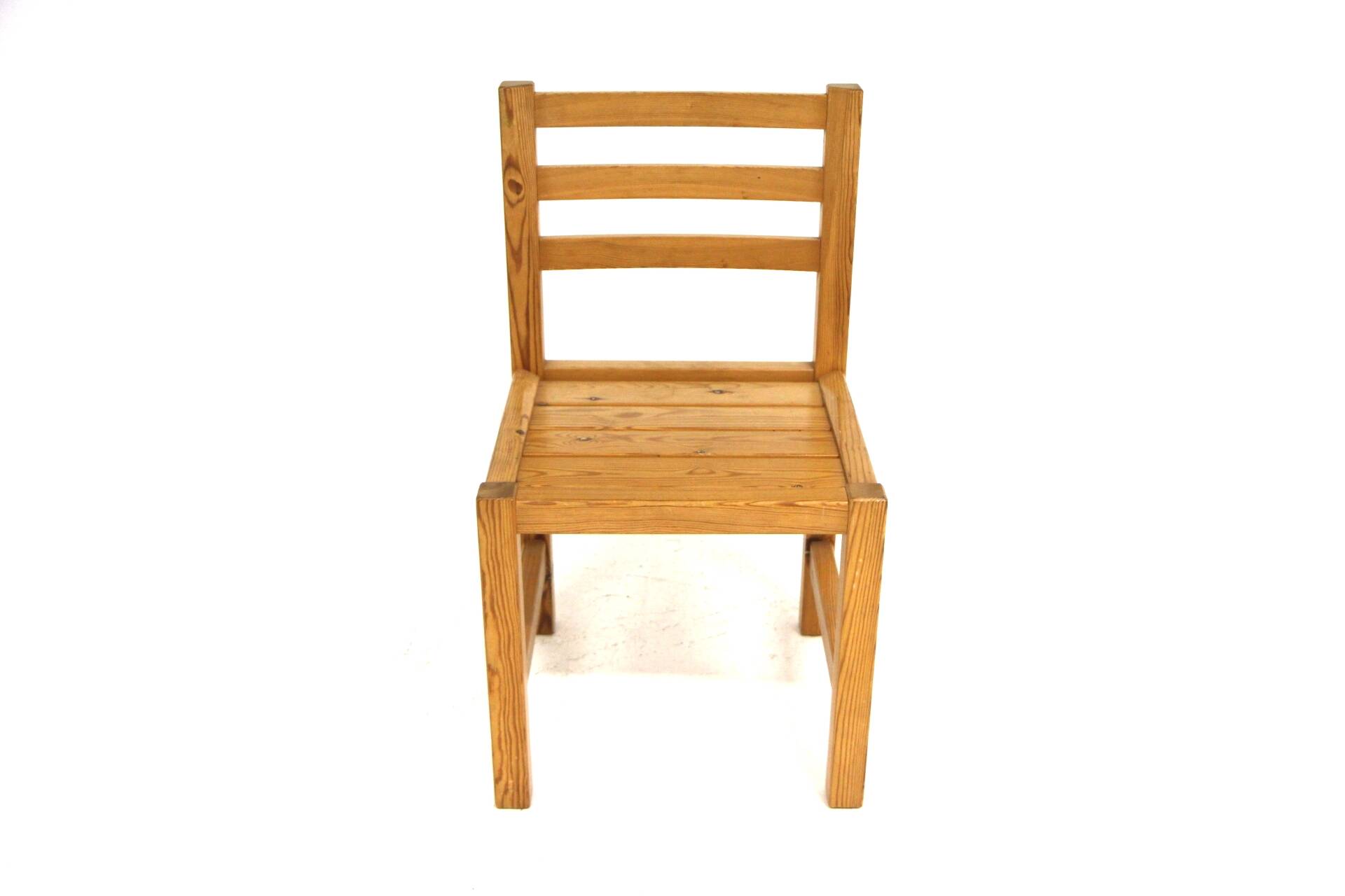 Set of 4 Scandinavian pine chairs, Sweden, 1970