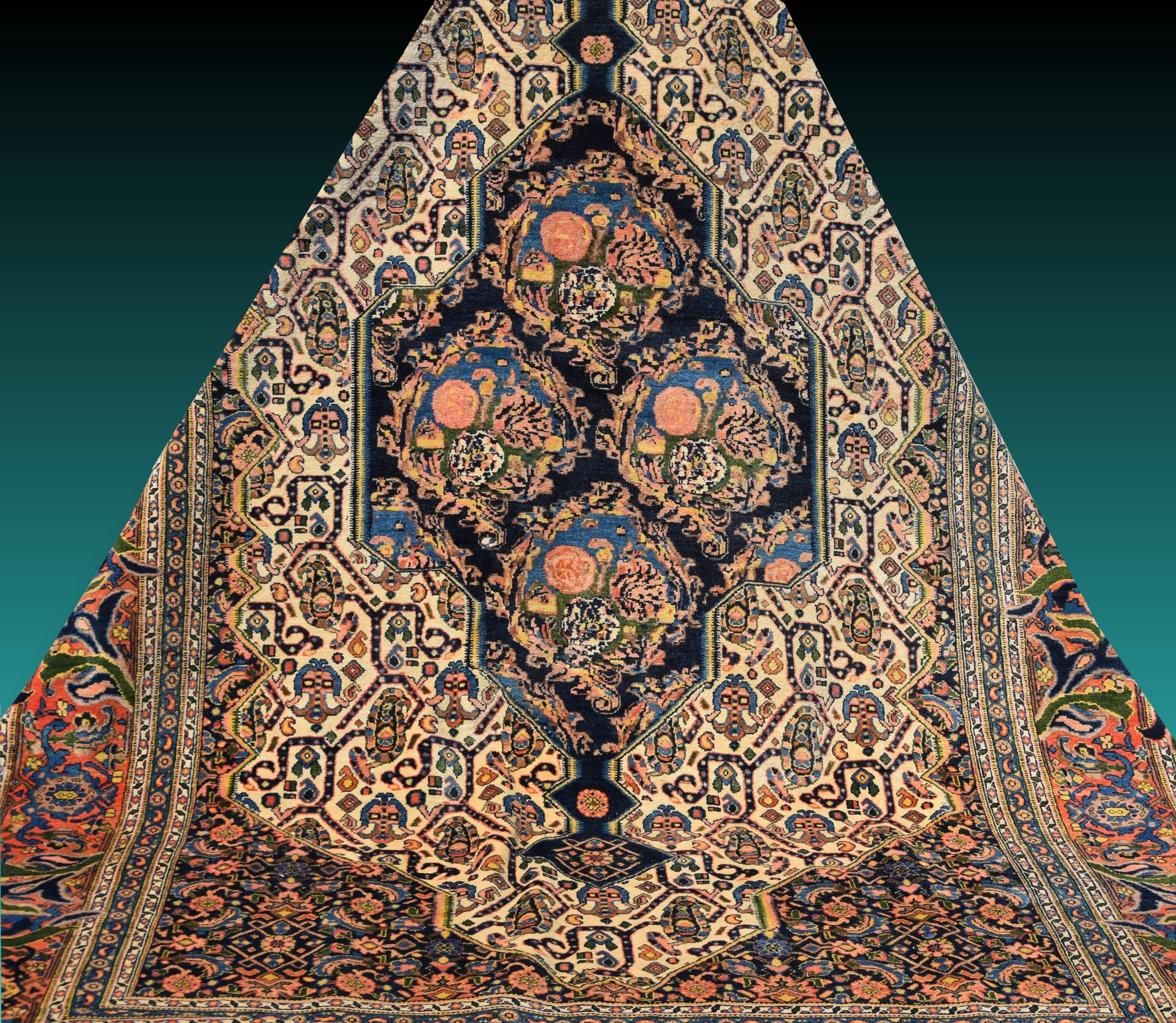 Ancient Oriental Carpet Senneh Iran: 190x290 cm Persian Kurdistan