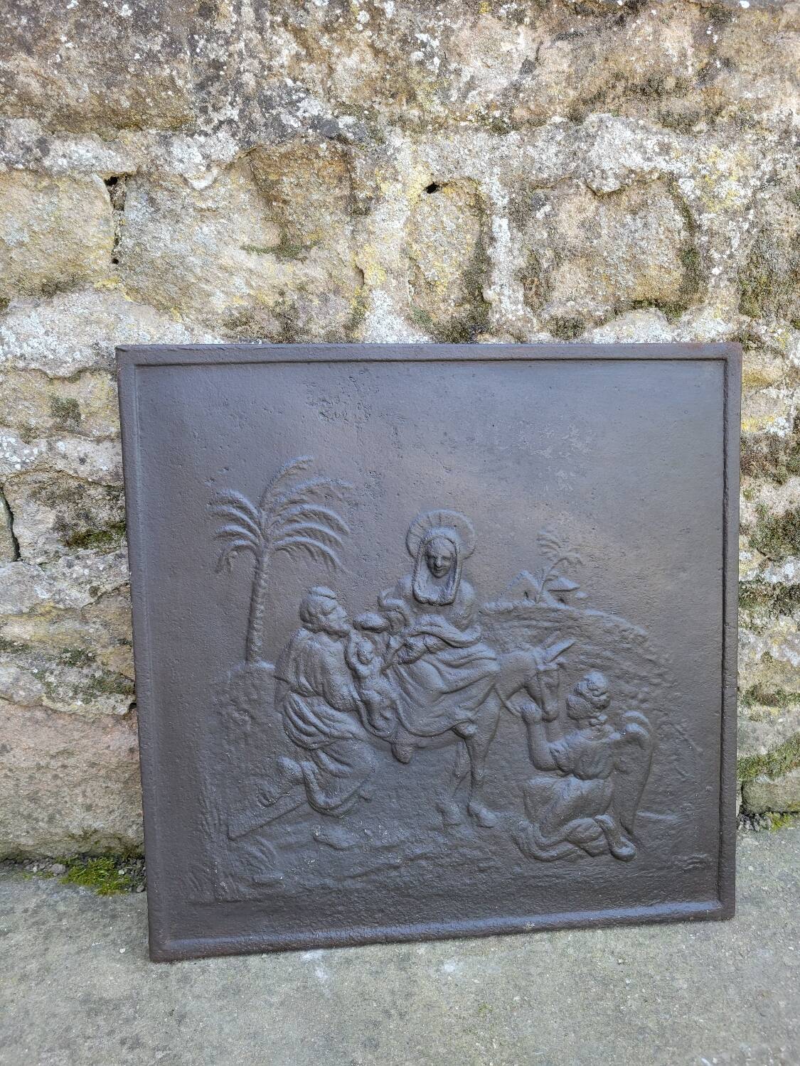 Cast iron fireplace plate