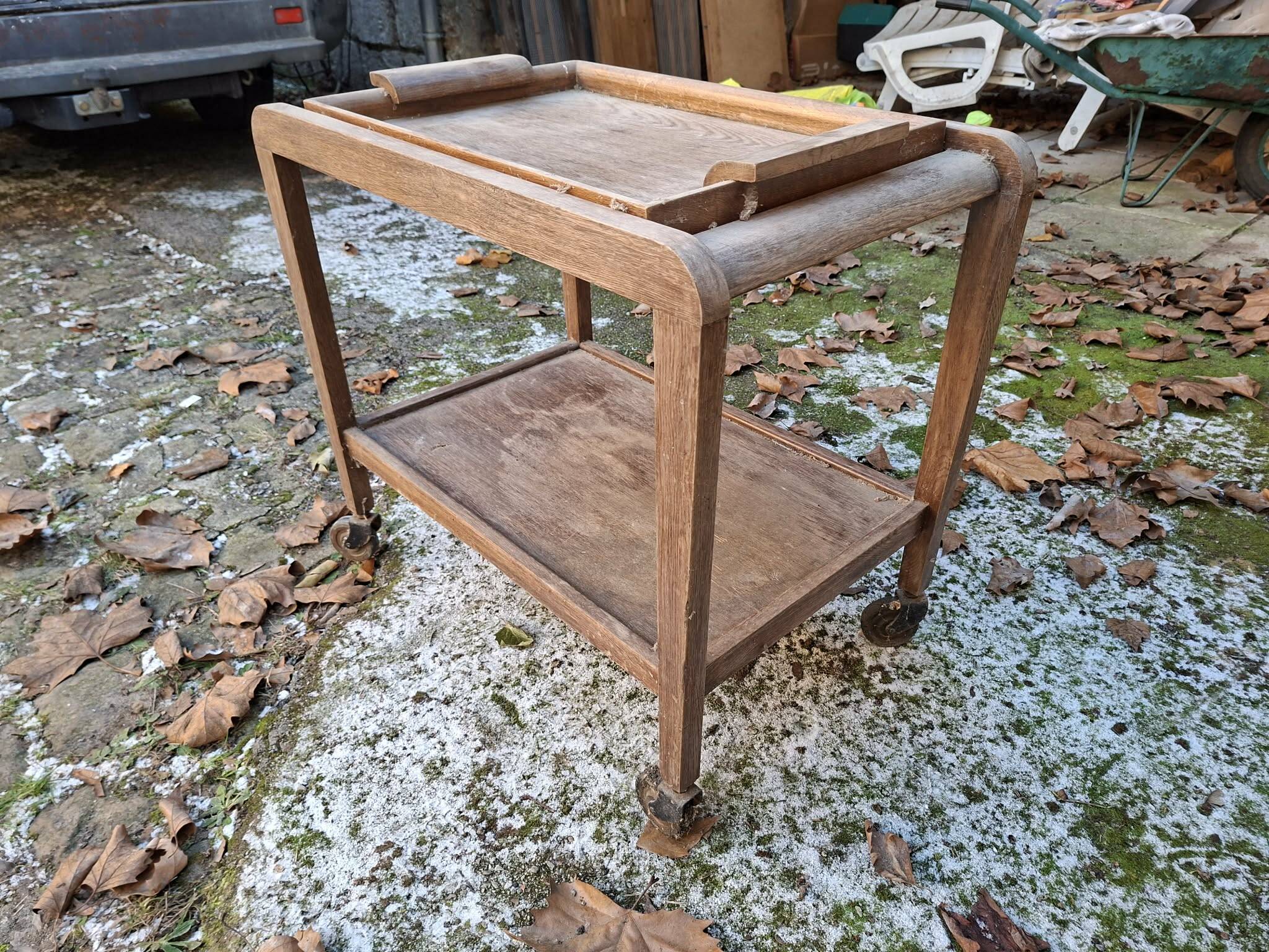 Removable dessert tray