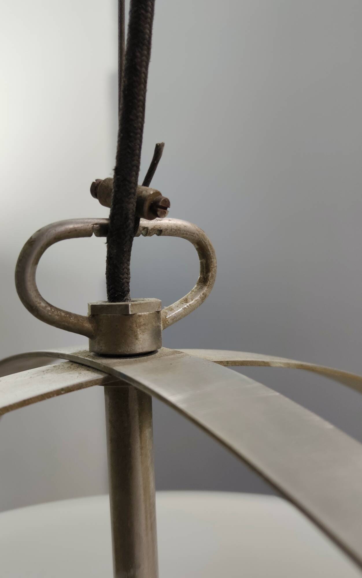 White Hanging Lamp "Omega" by Vico Magistretti for Artemide, 1962