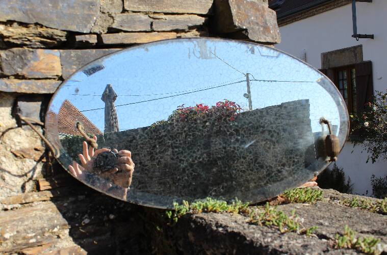 Mercury barber mirror