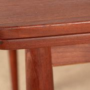 Table de repas Danoise carrée et extensible, teck, modèle 592, Arne Vodder.