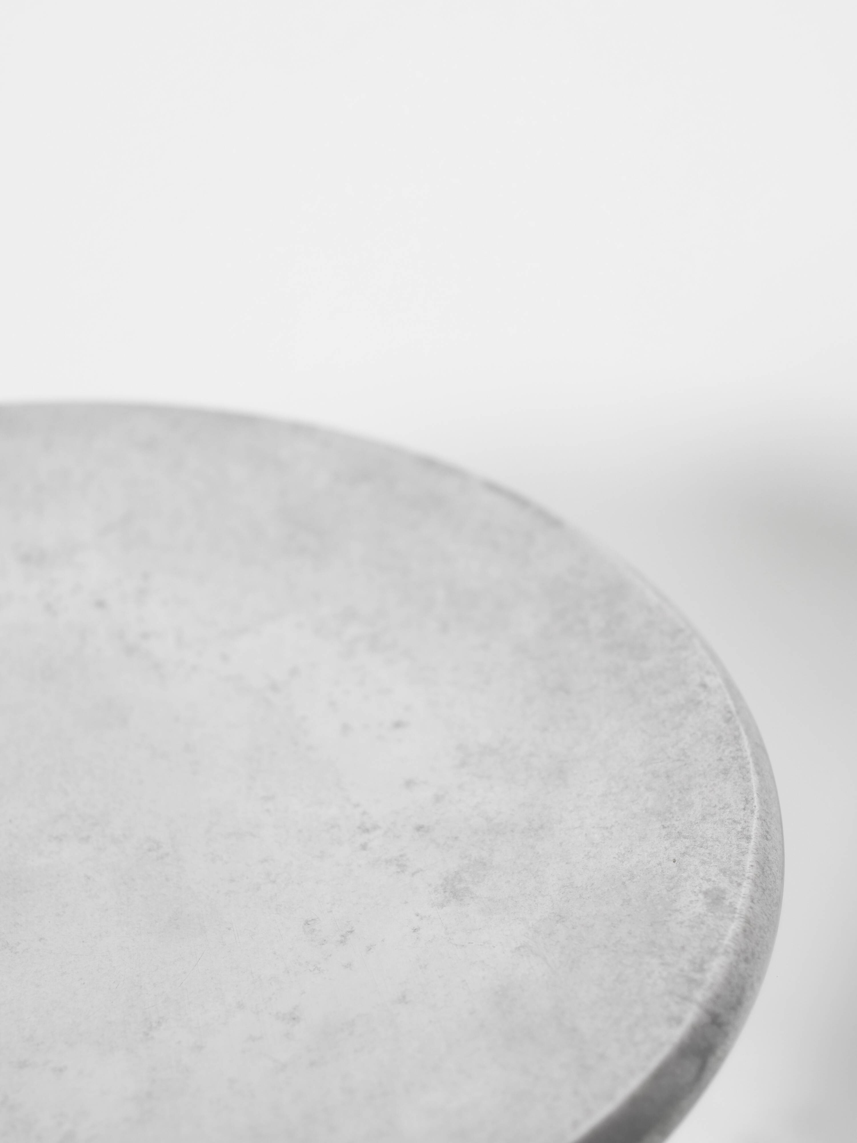 tubular design stool in aluminium cast