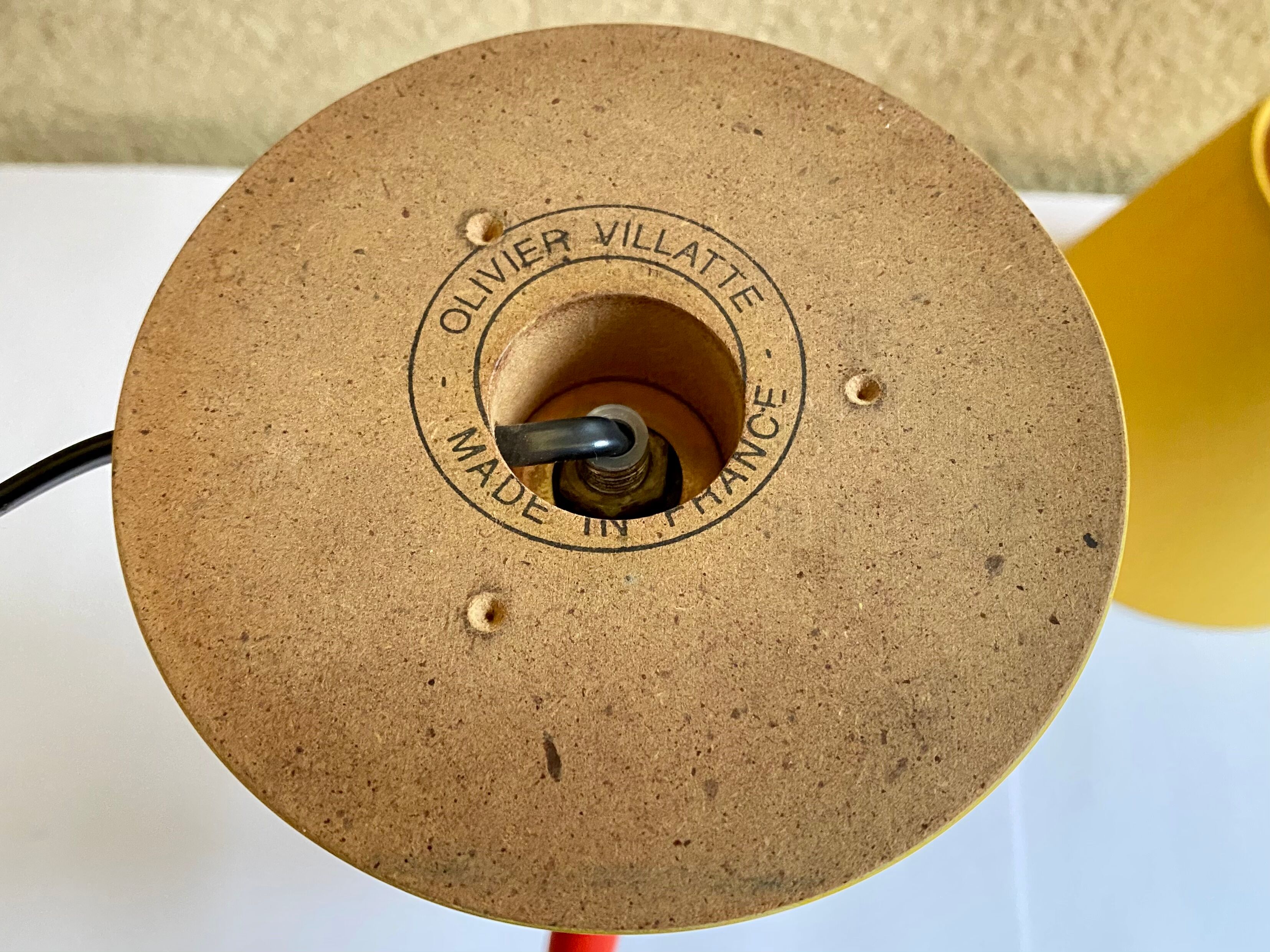 Lampe de table Totem design Olivier Vilatte vintage années 80 Memphis style