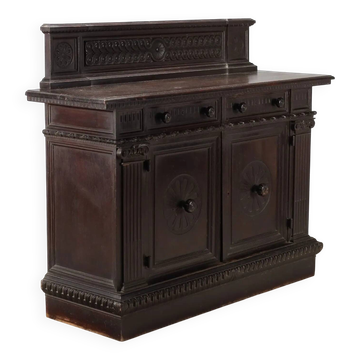 Antique neo-Renaissance walnut buffet, Italy, 19th century