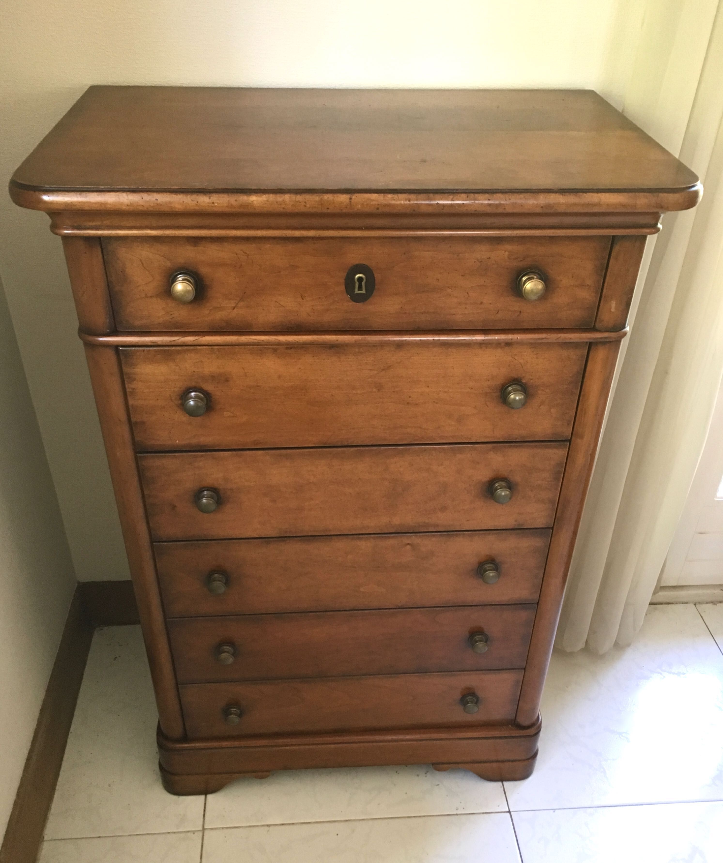 Commode vinyl cabinet 60s