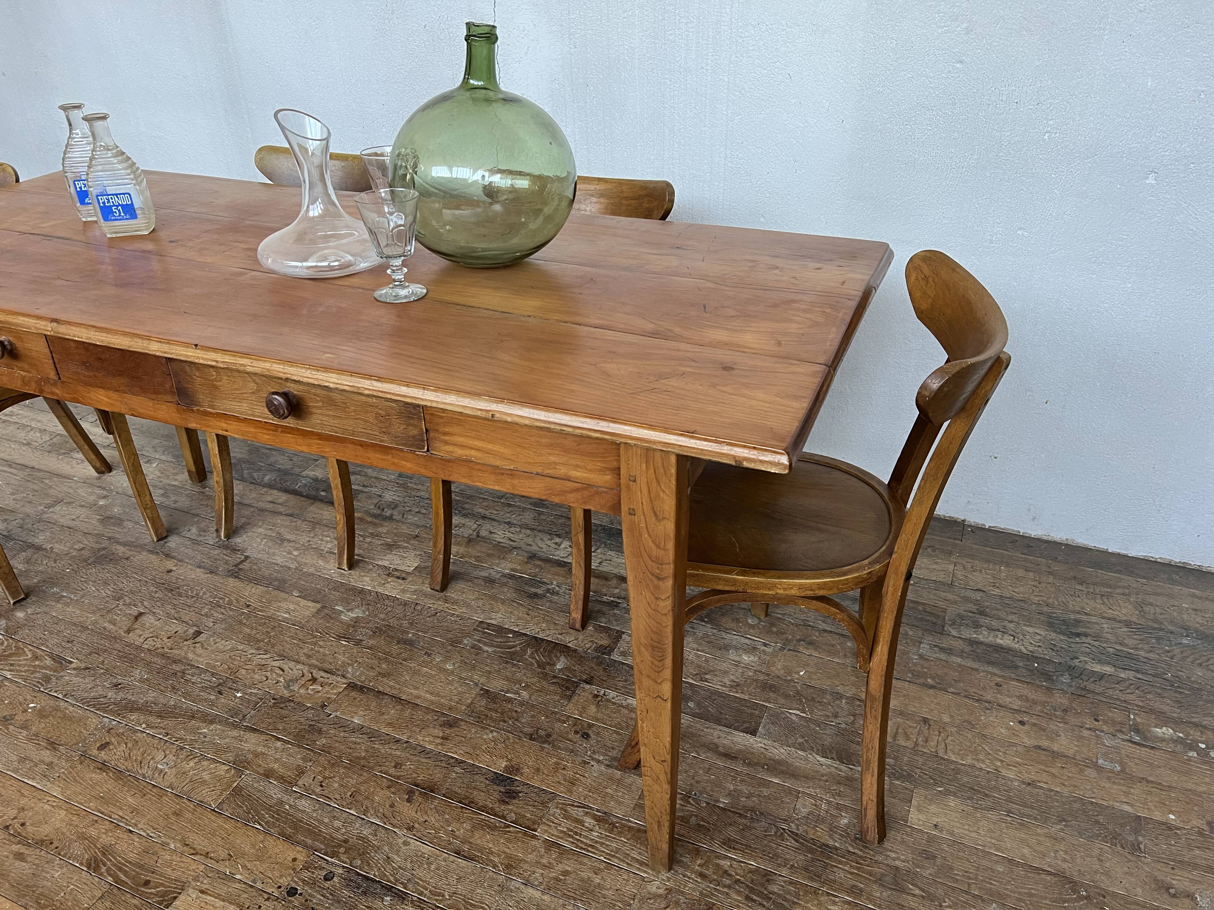 Old farmhouse table early XXth legs spindles solid wood