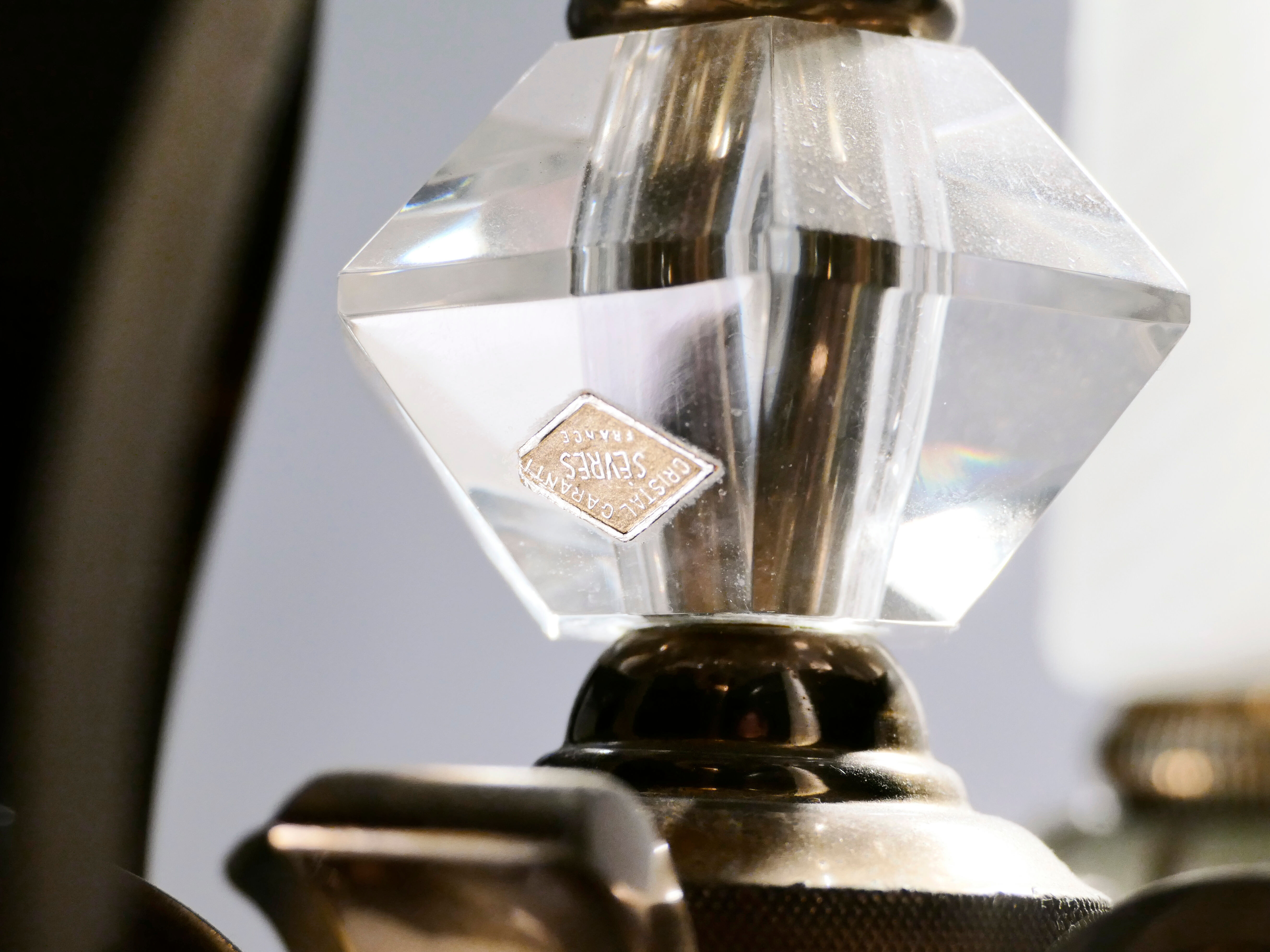 Floor lamp in bronze and crystal Sabino 1930