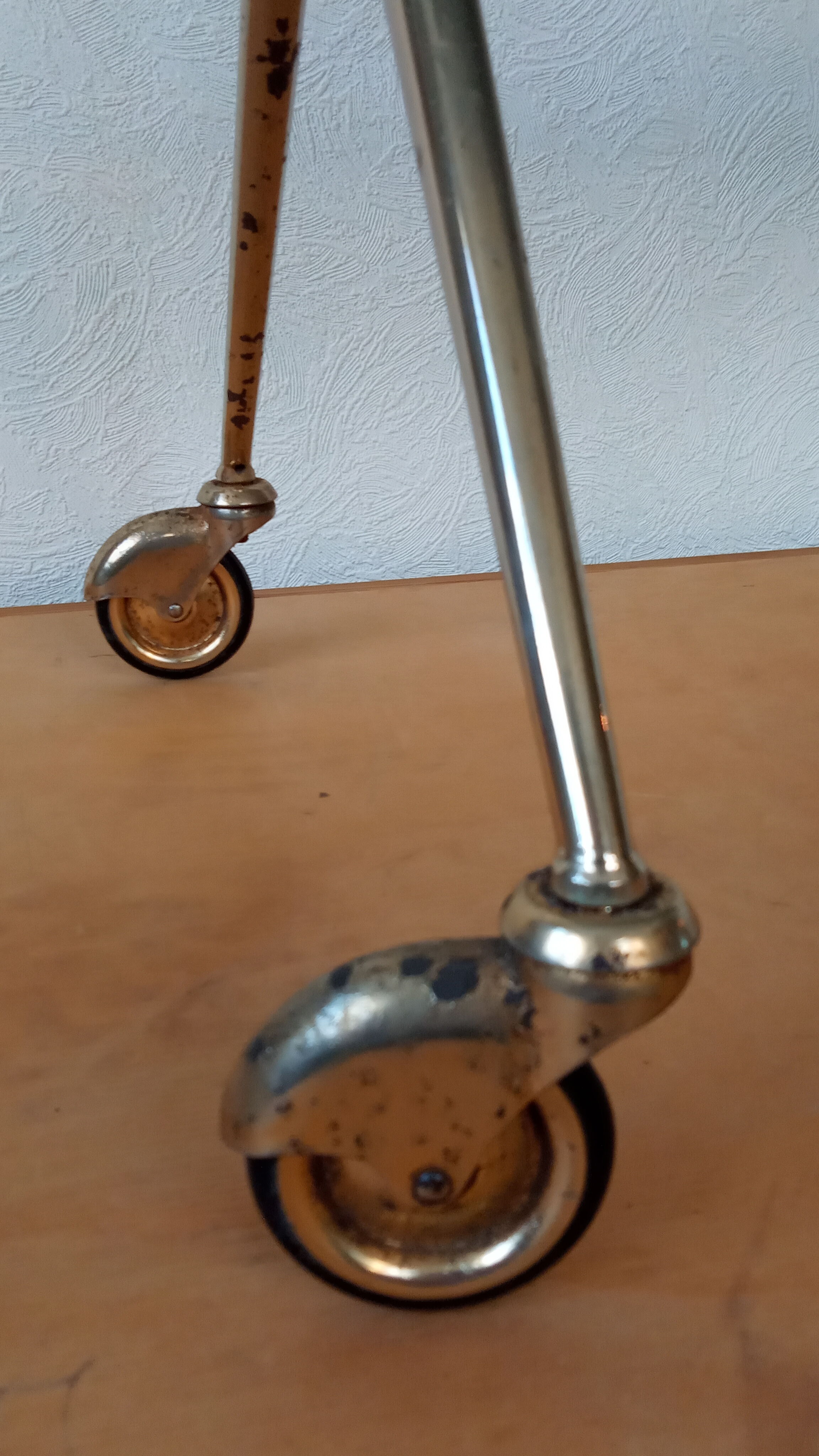 Desserte en verre fumé années 60/70