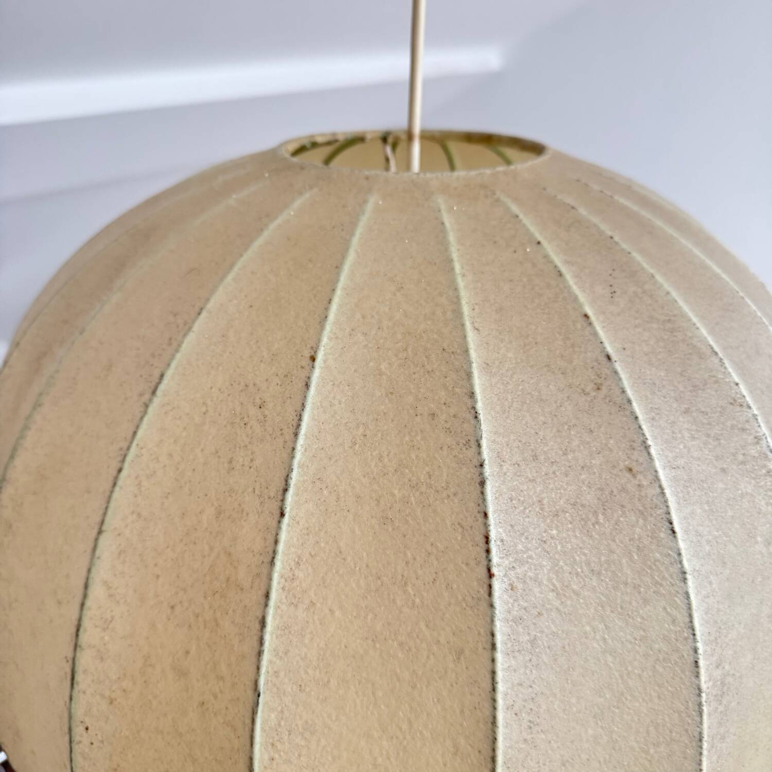 Vintage cocoon pendant lamp