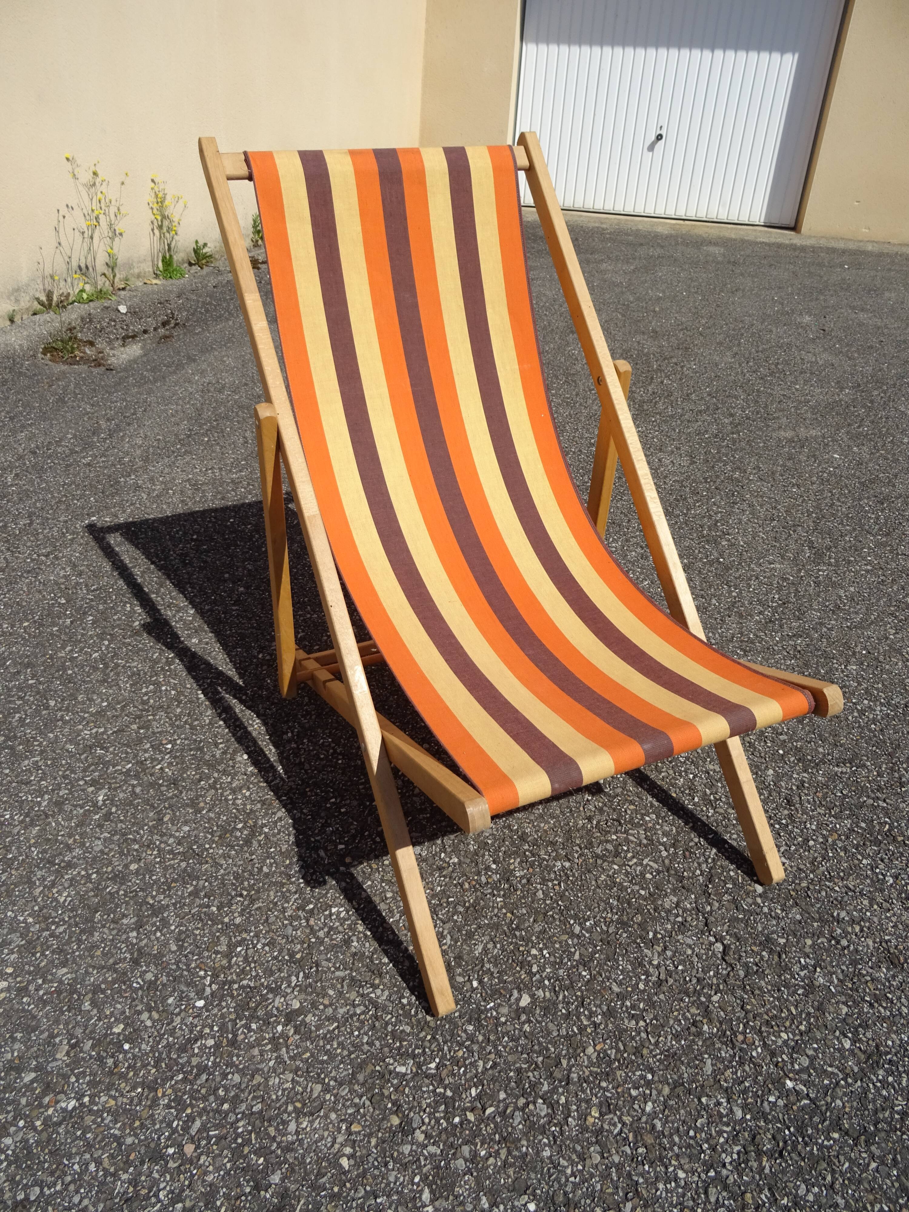Vintage garden deck chair