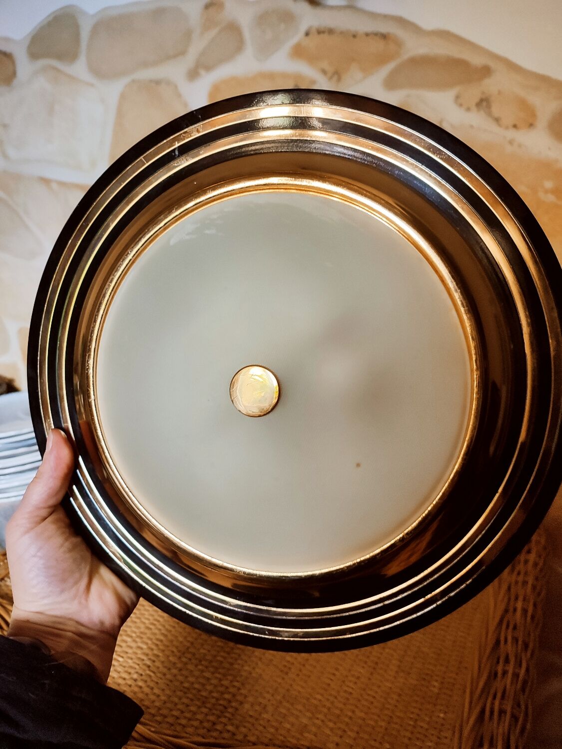 Art deco ceiling light in brass and textured glass