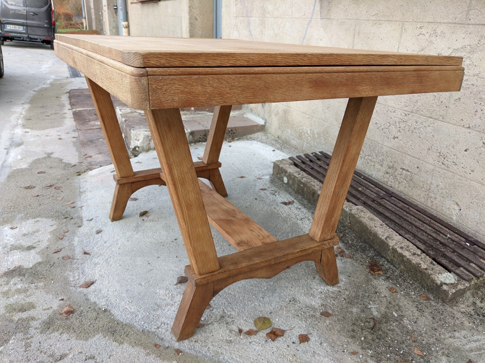 Art Deco Table Picardy