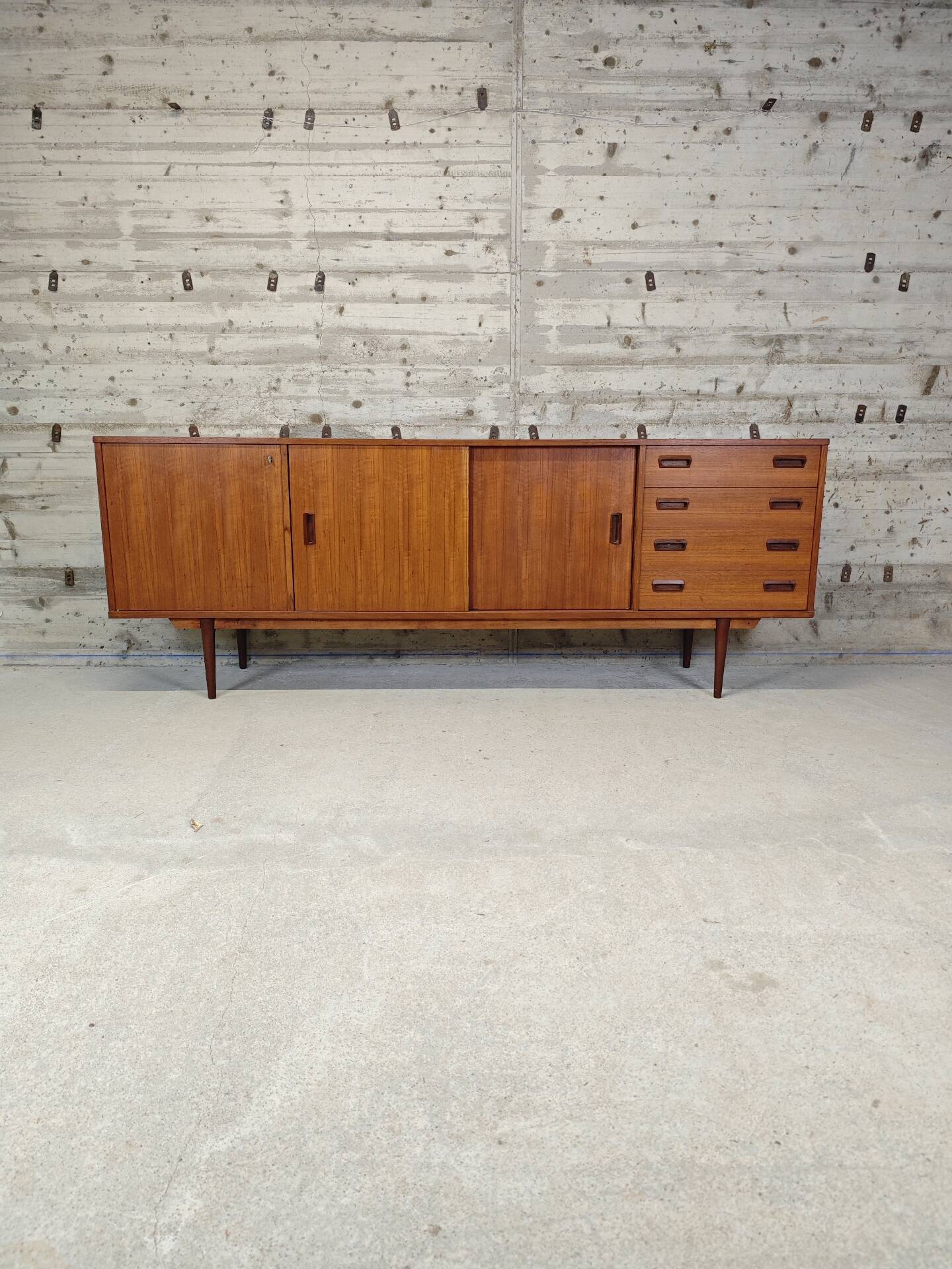 Vintage enfilade
