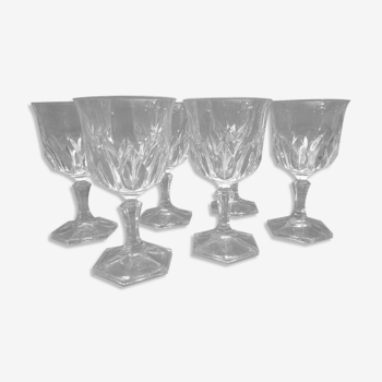 6 verres à pied en cristal moulé