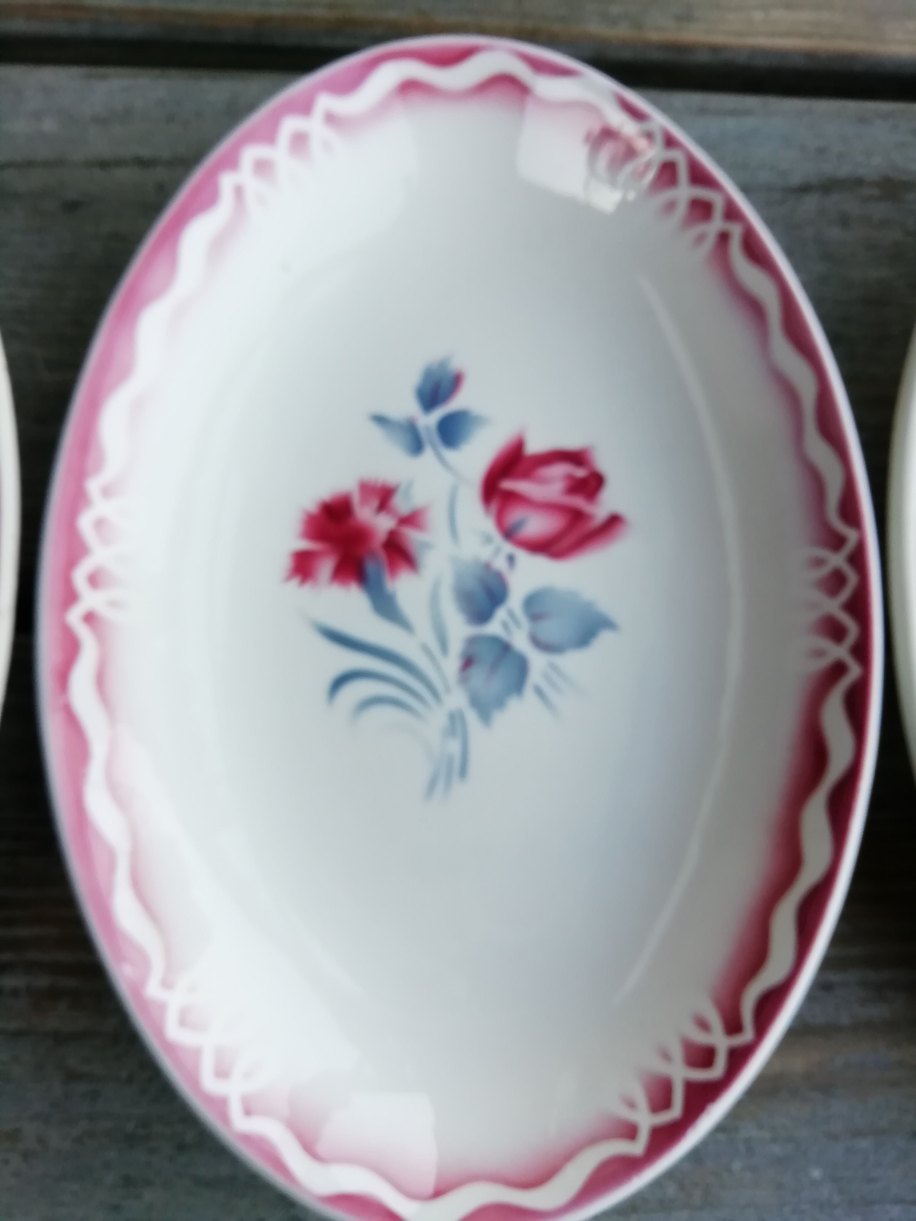 Lot de raviers décor rouge