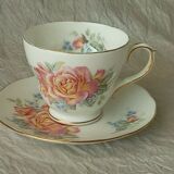 Tasse a the en porcelaine anglaise modele duchesse n°2