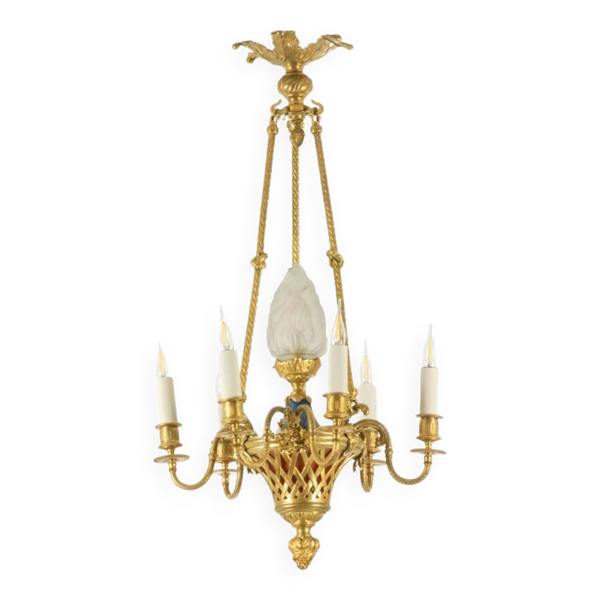 Lustre de style Louis XVI en bronze doré. Circa 1900. — Beyit