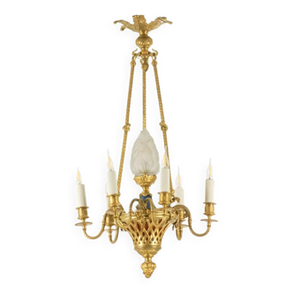 Lustre de style Louis XVI en bronze doré. Circa 1900.