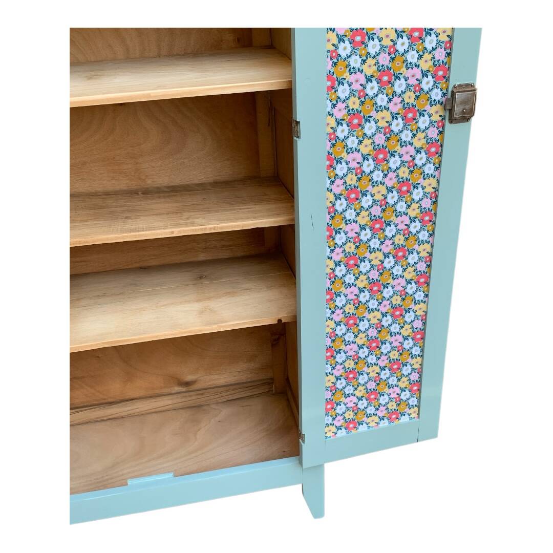 Armoire parisienne vintage bleu vert grisé