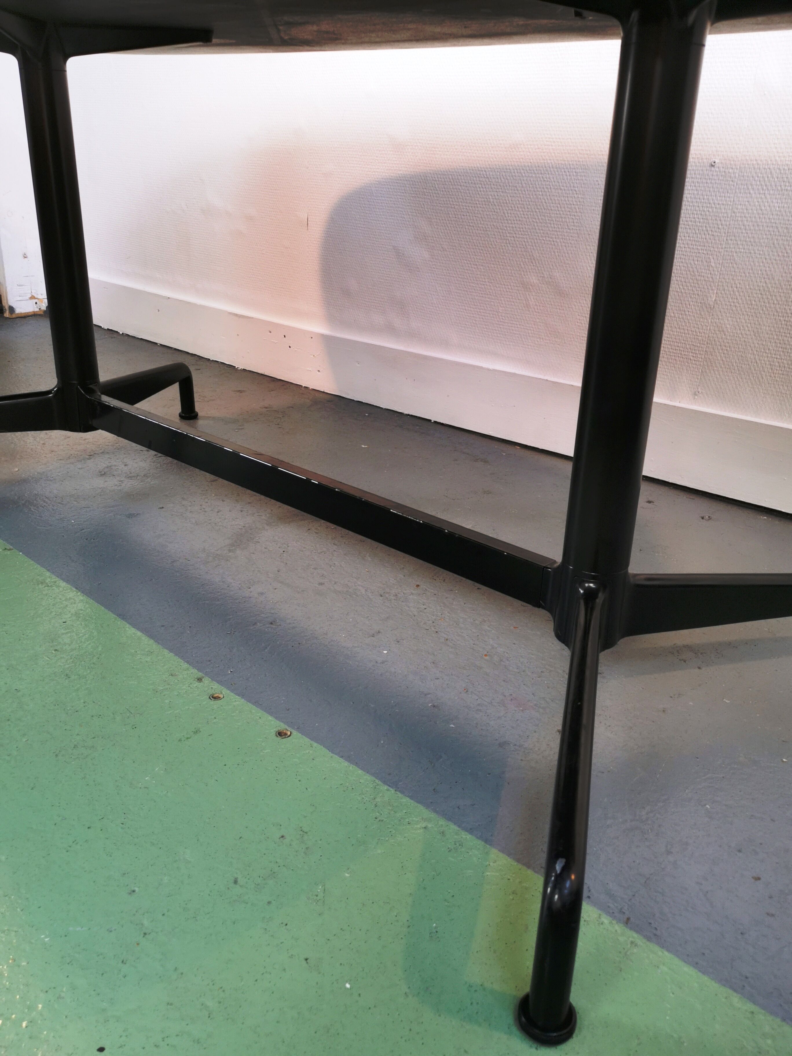 Castelli dining table