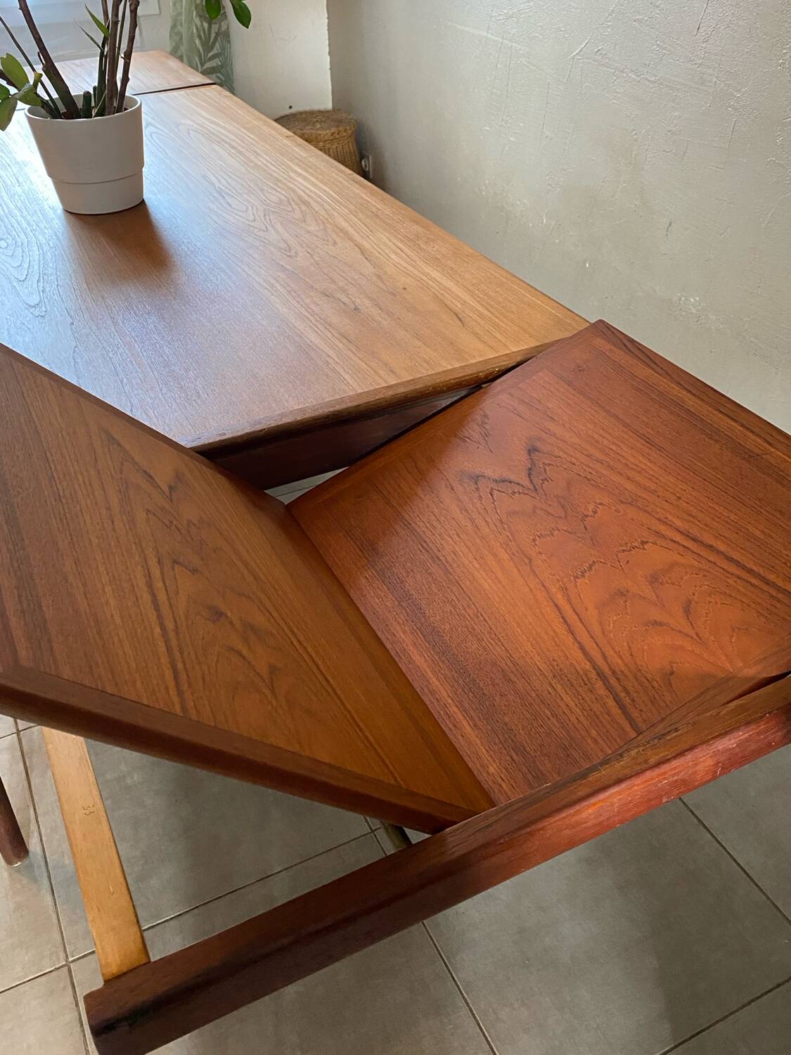 Vintage extendable teak table