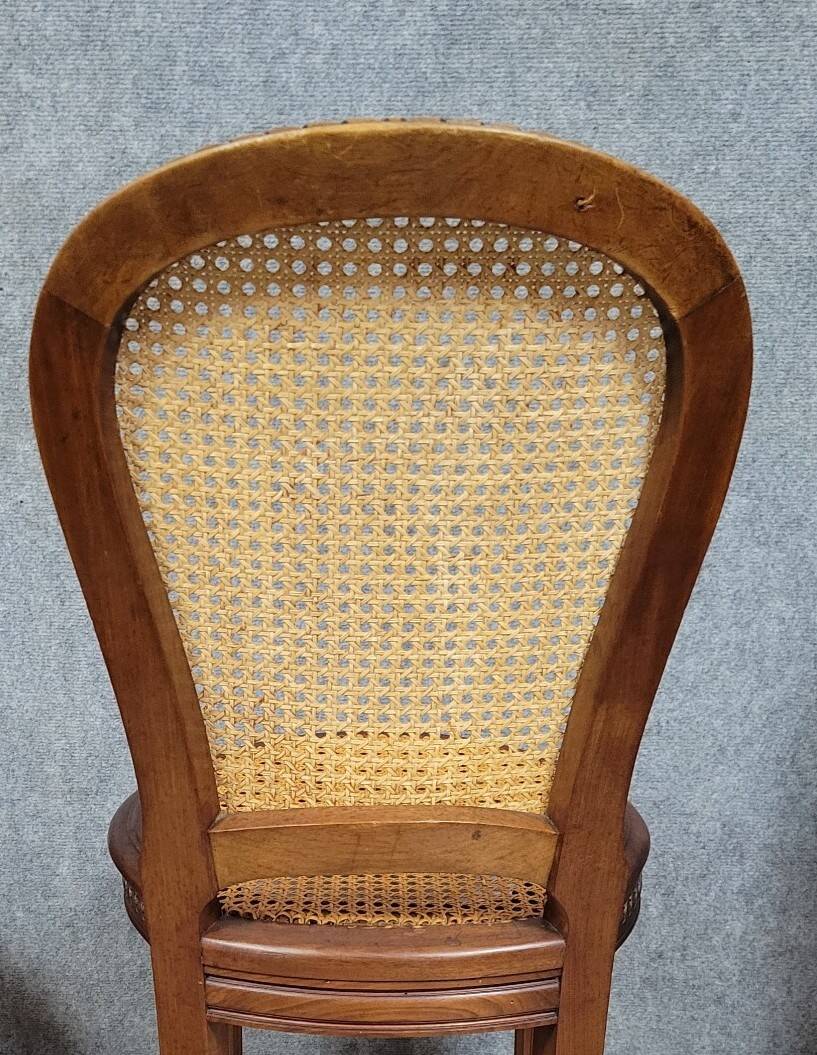 Elegant set of 6 chairs known as "rackets", in the Louis XVI style.