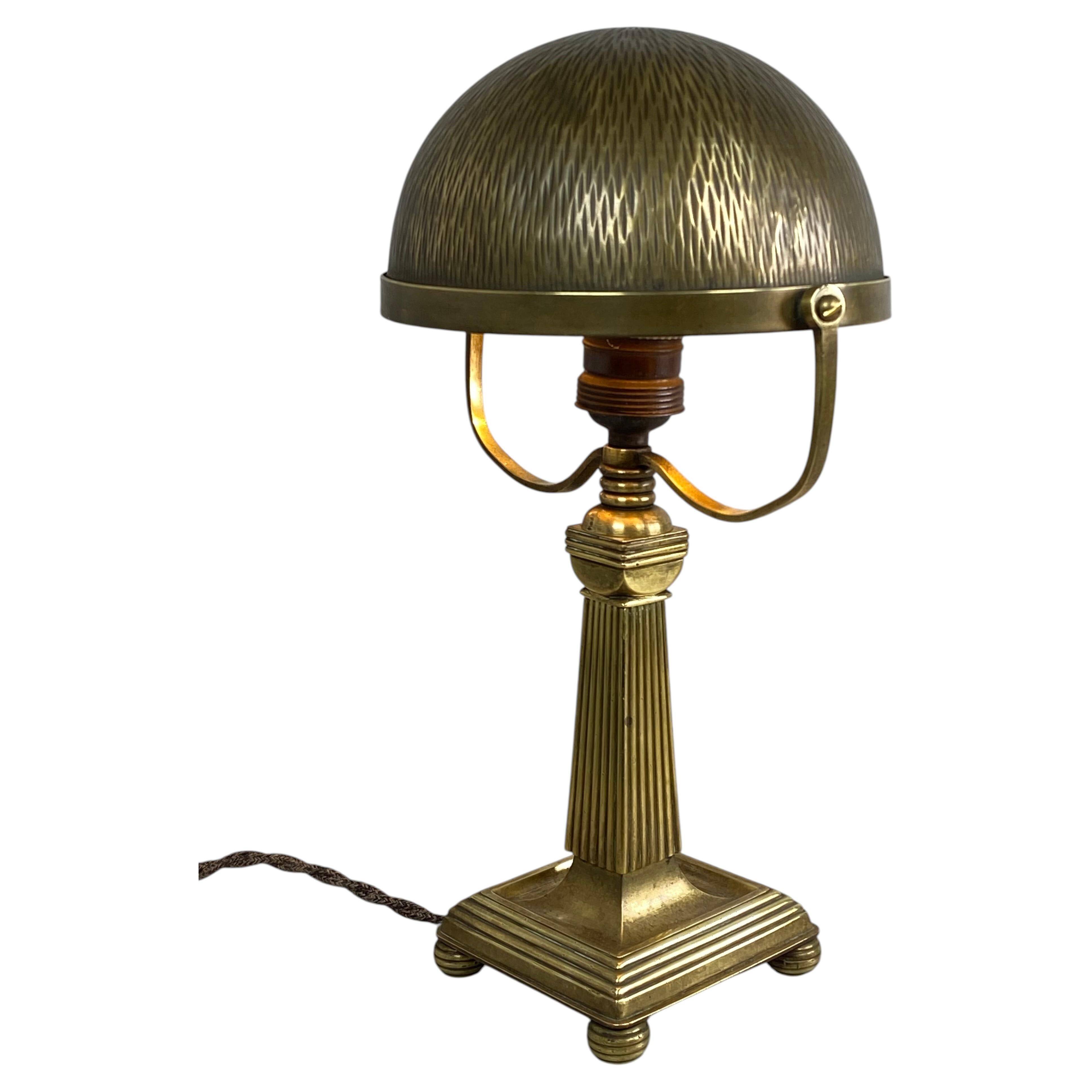Lampe de table en laiton dans le style de la sécession viennoise