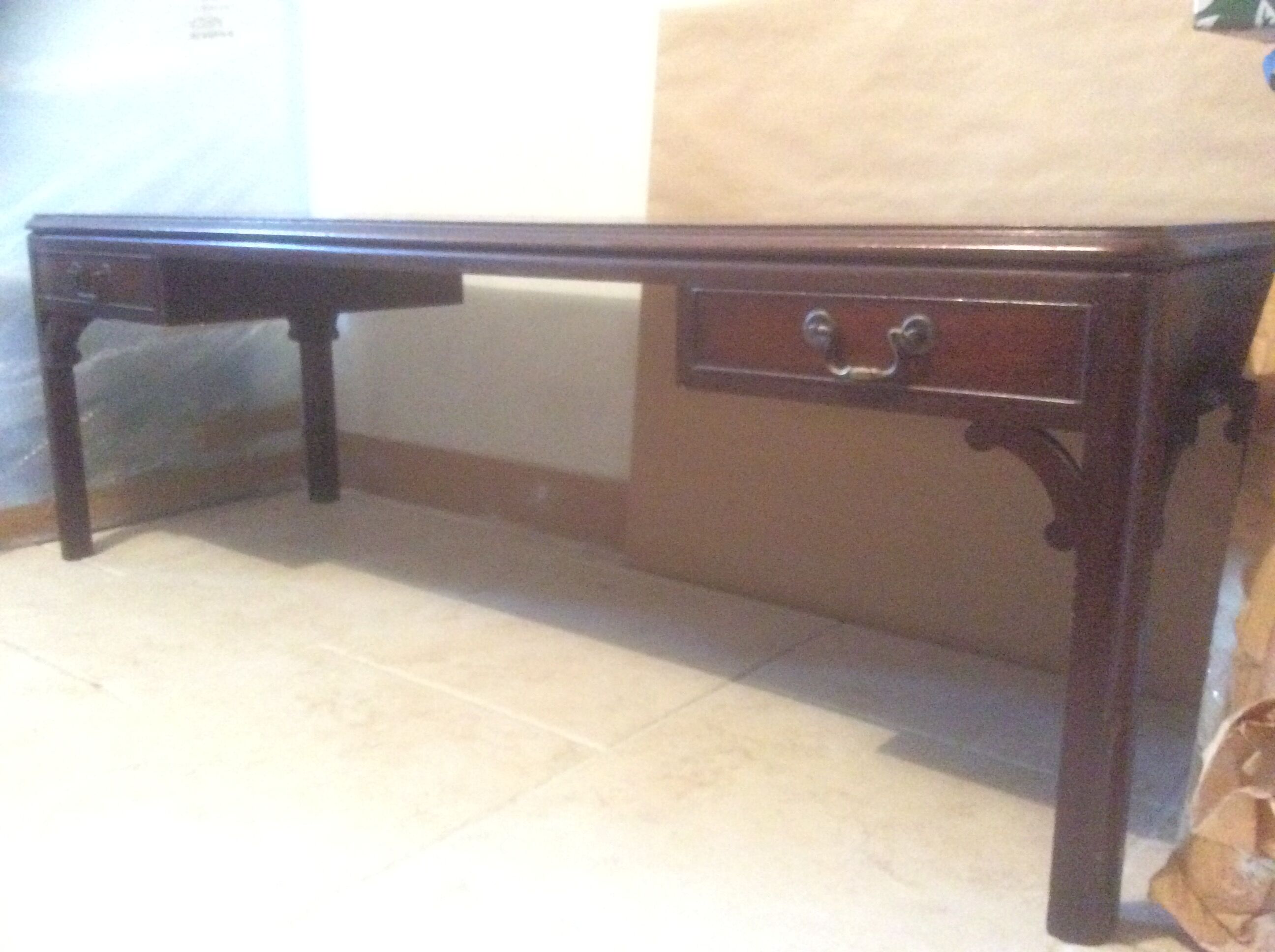 Table basse en acajou et cuir