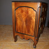 Curved chest of drawers Louis XV in blond walnut XVIII