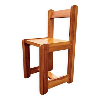 Cubist chair in solid pine, circa 1970