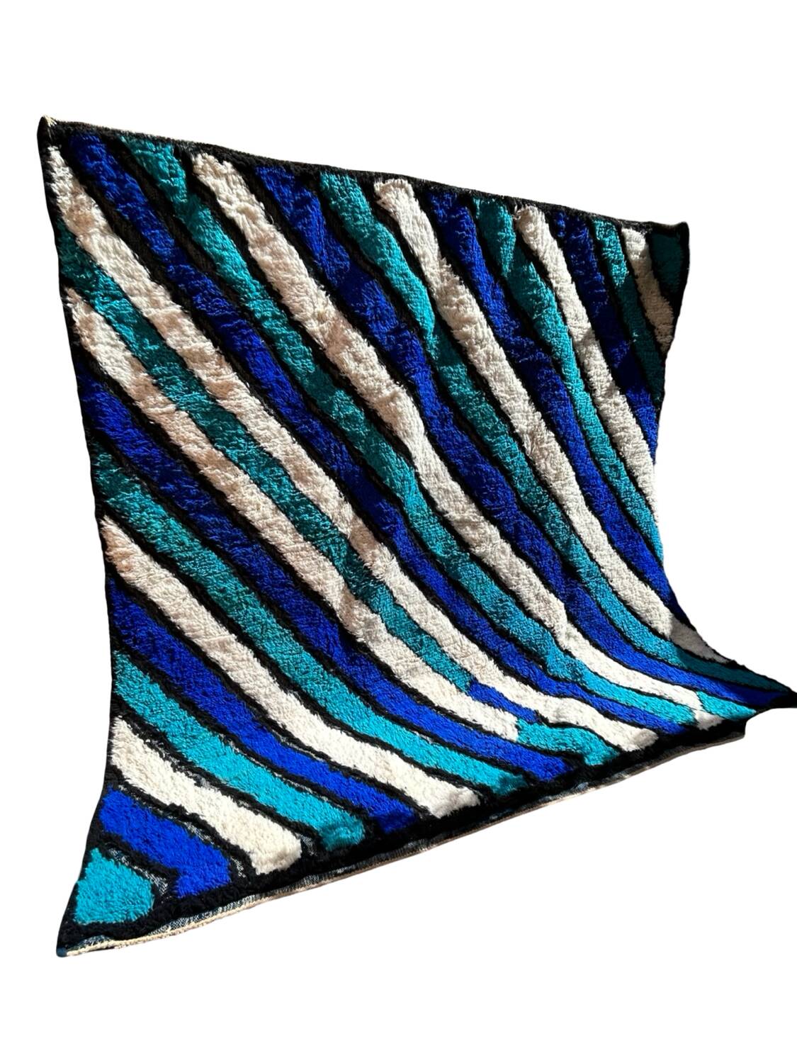 Tapis marocain en laine bleue