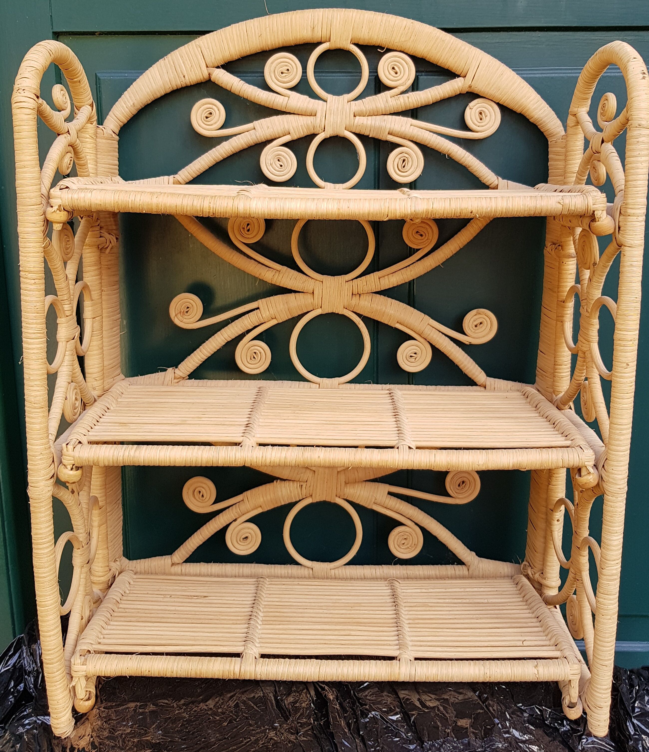 Folding shelf Peacock