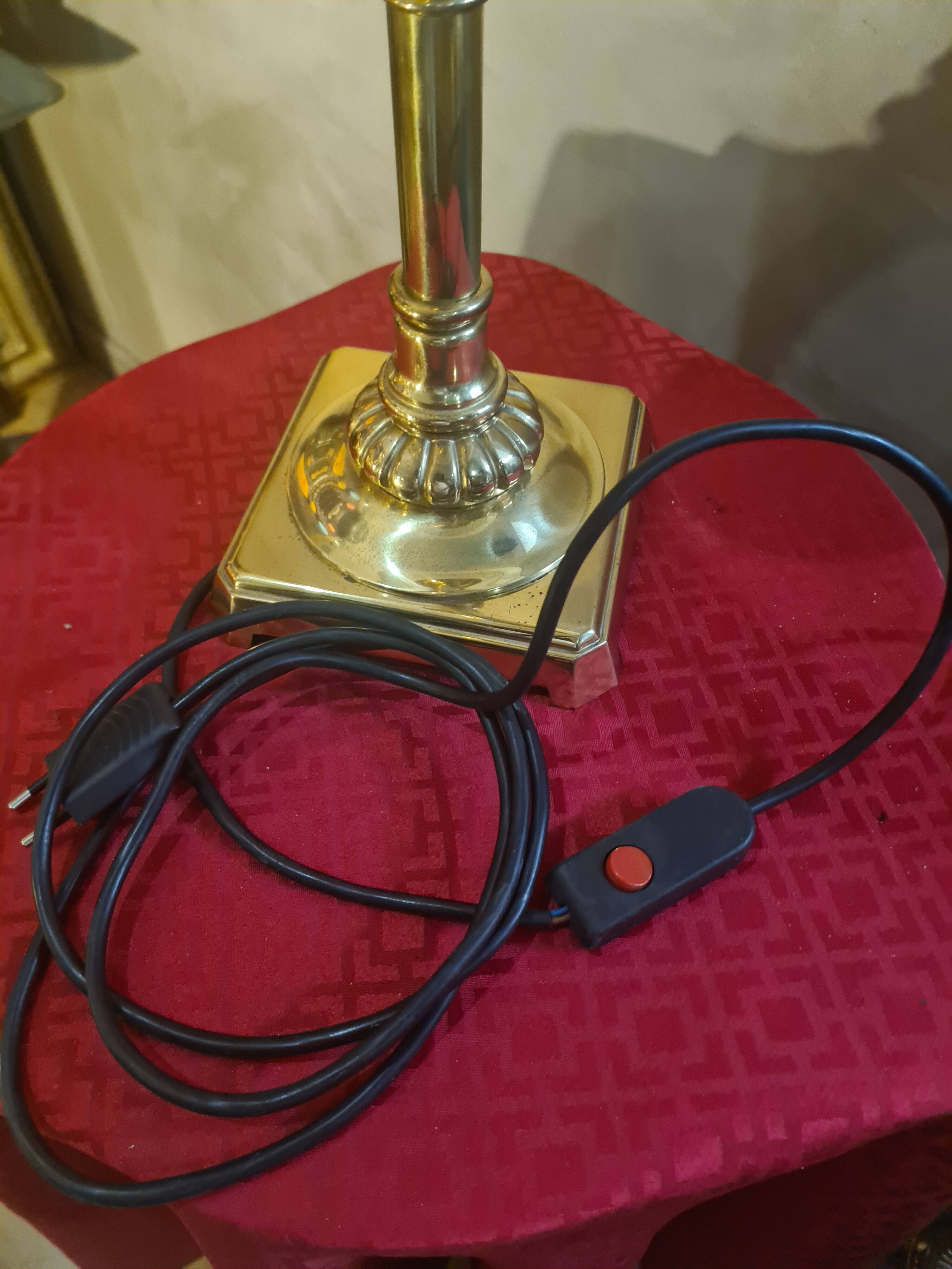 large 1970s luxury solid brass living room lamp with new linen shade 68x35