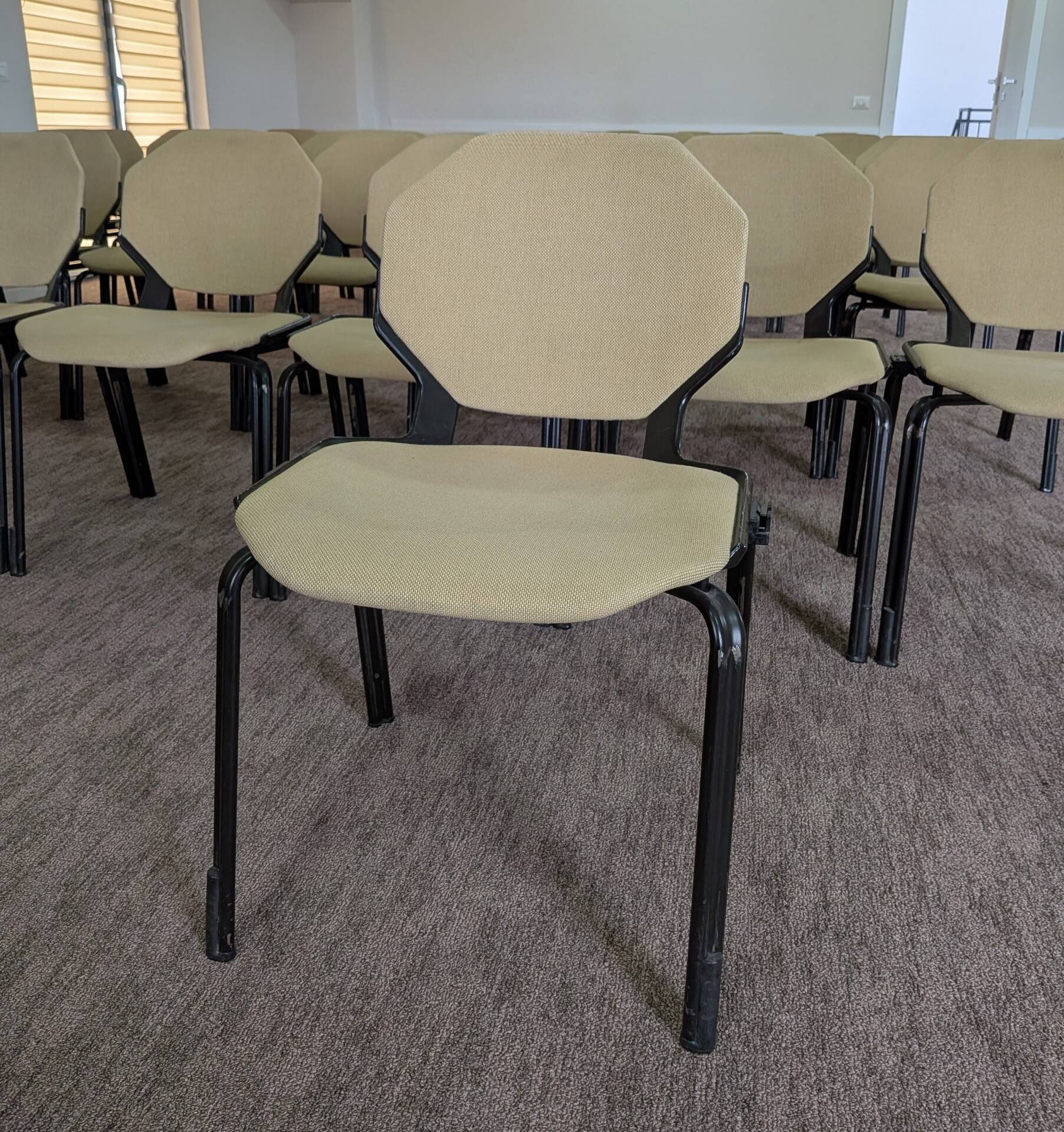 Stock of 100 vintage chairs fröscher sitform (1983) - open to offers