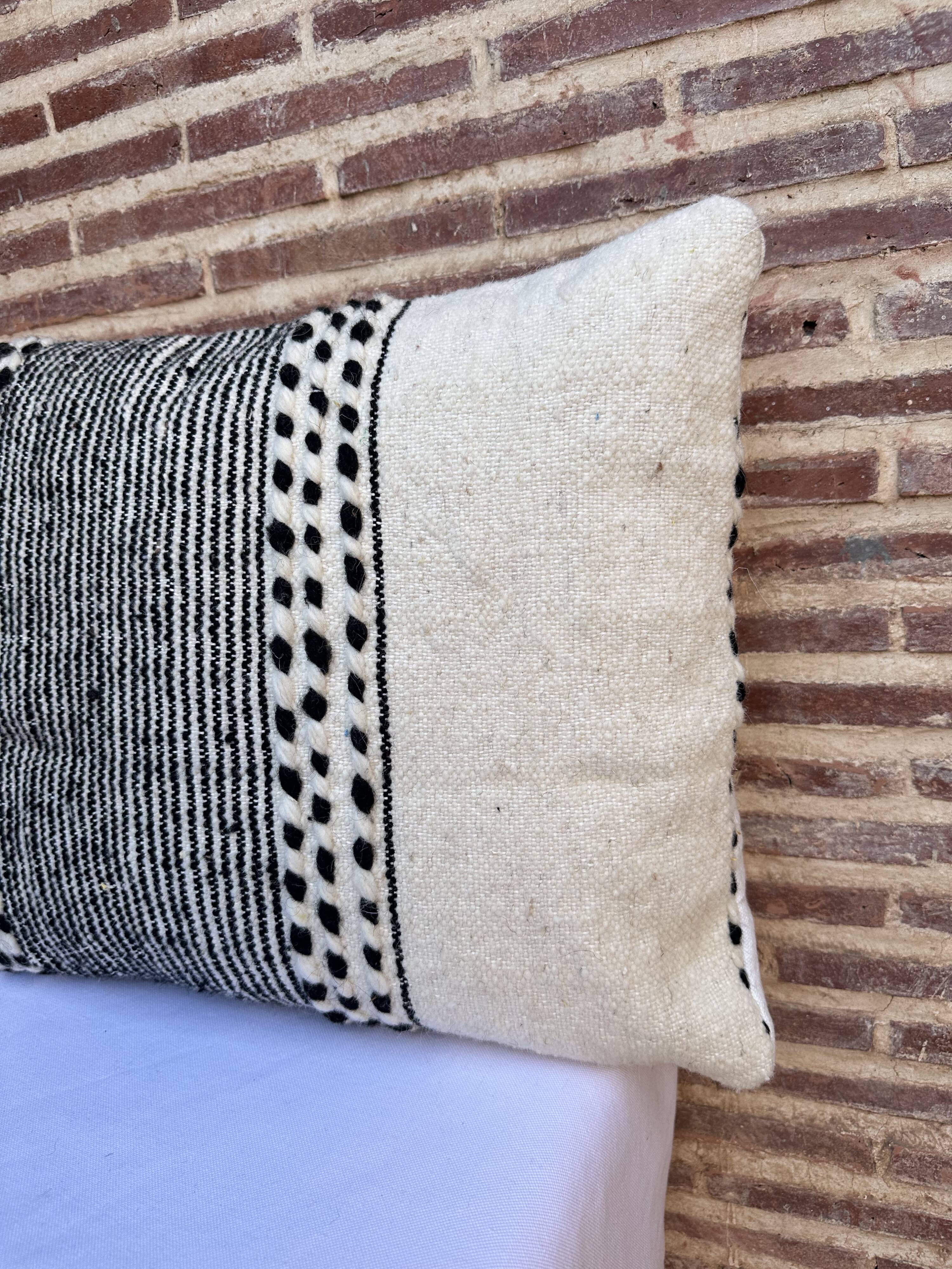 Zanfi Berber Rectangular Cushion Cover - Handmade - 100% Wool