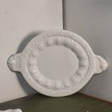 Plates with handles
