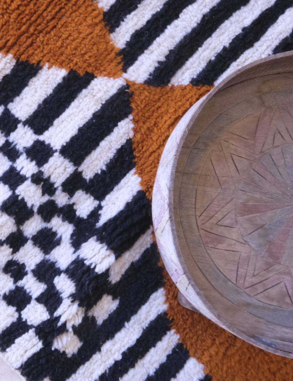 Tapis de couloir contemporain