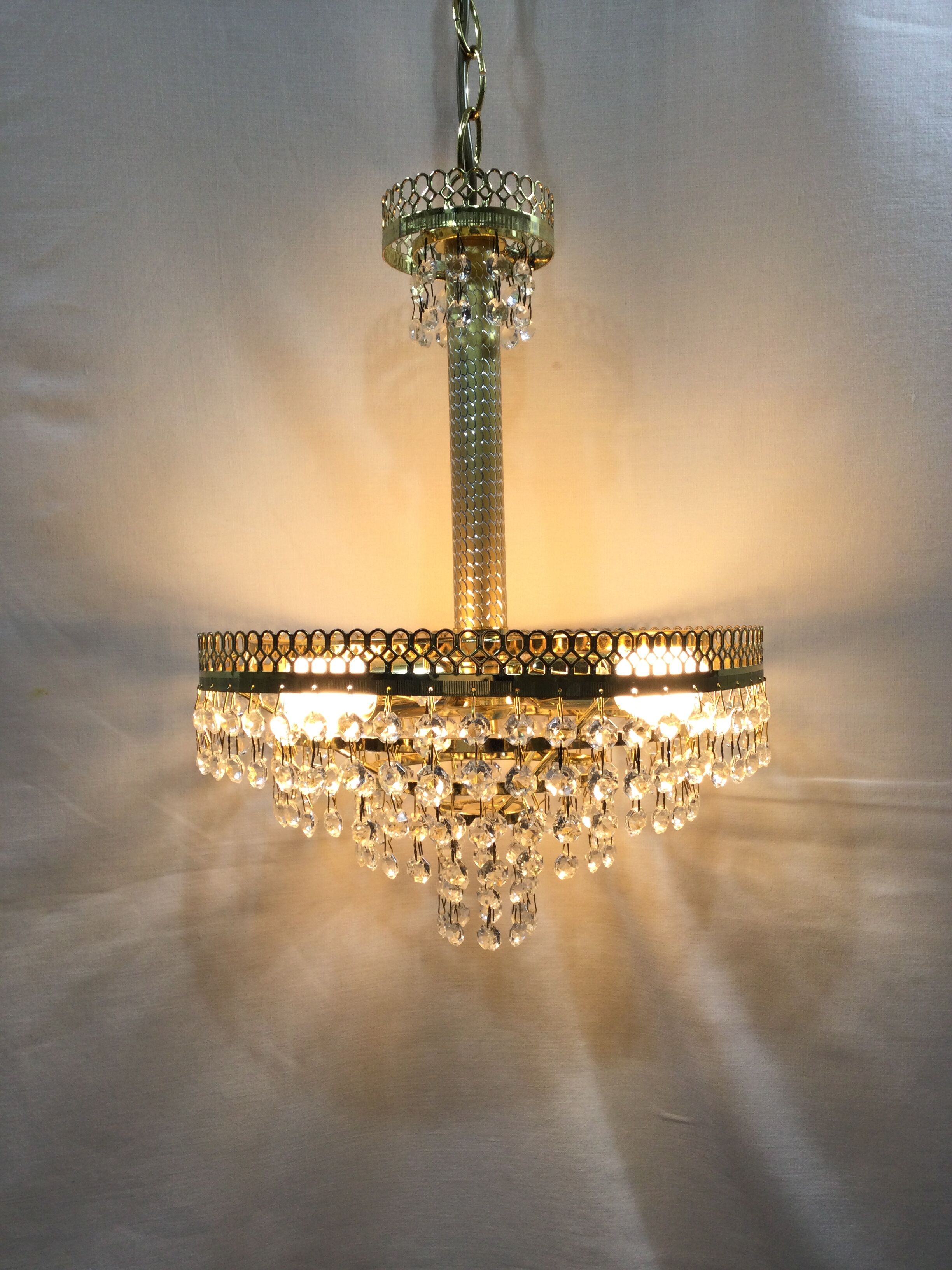 Round luster 3 stamped lights