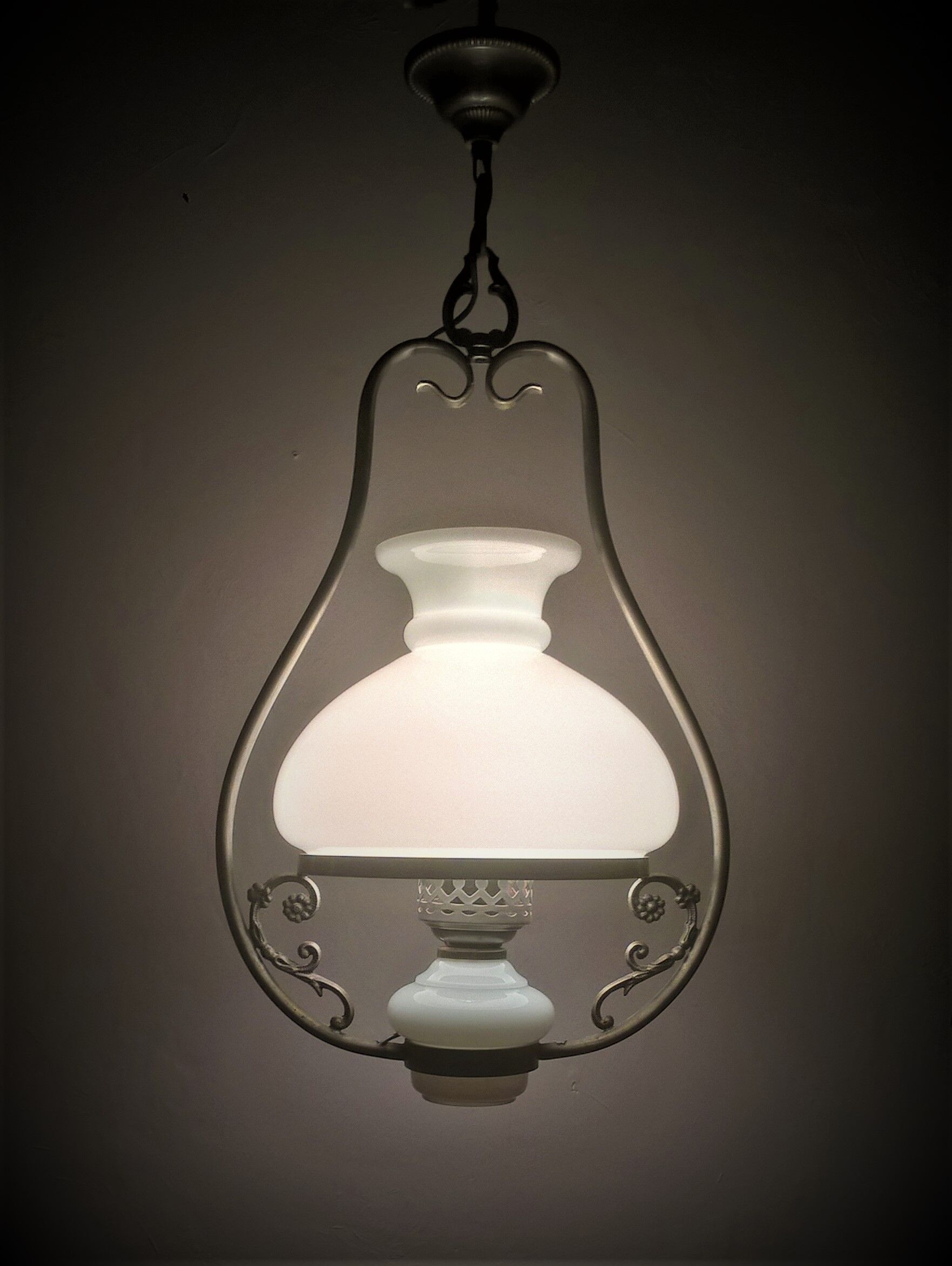 Chandelier in opaline, aged chiseled metal, 70