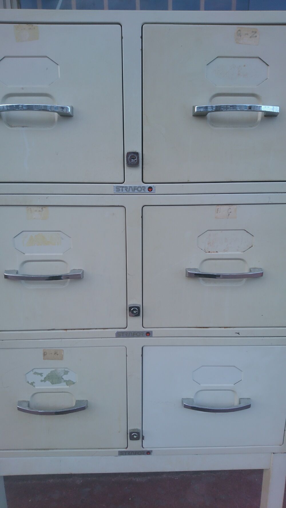 Meuble industriel Strafor