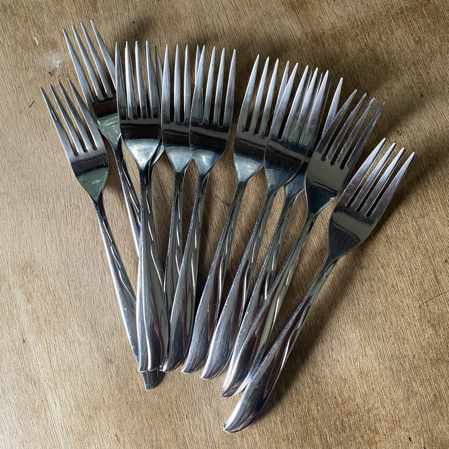 Vintage stainless steel cutlery set Oneida USA 60 pieces