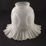 Abat-jour décoratif français vintage blanc opaque avec bordure à volants