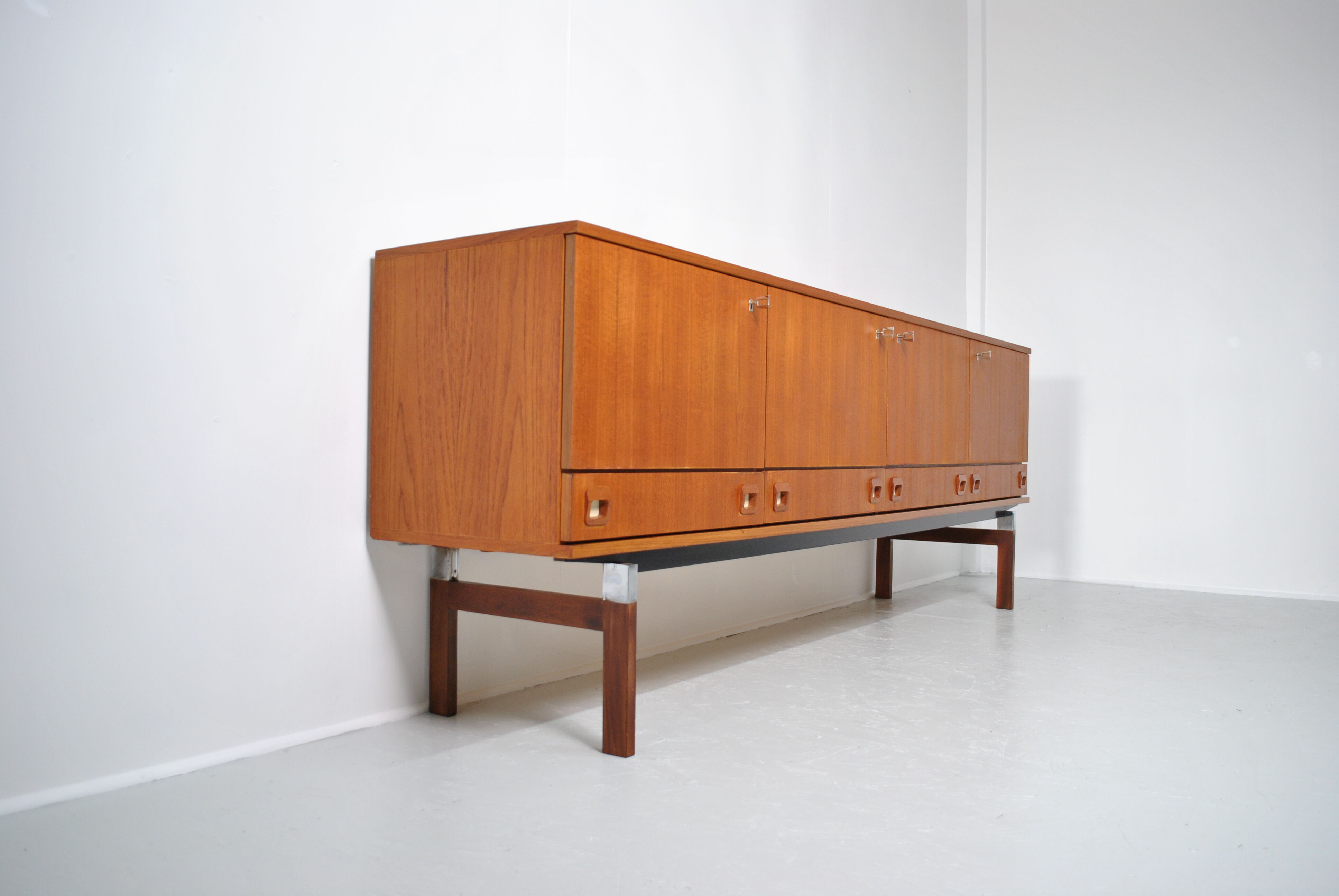 Enfilade en teck 1970