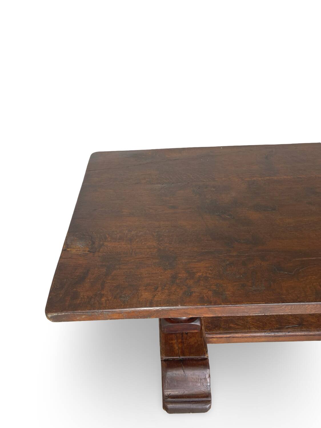 A fine 18th Century French walnut dining table
