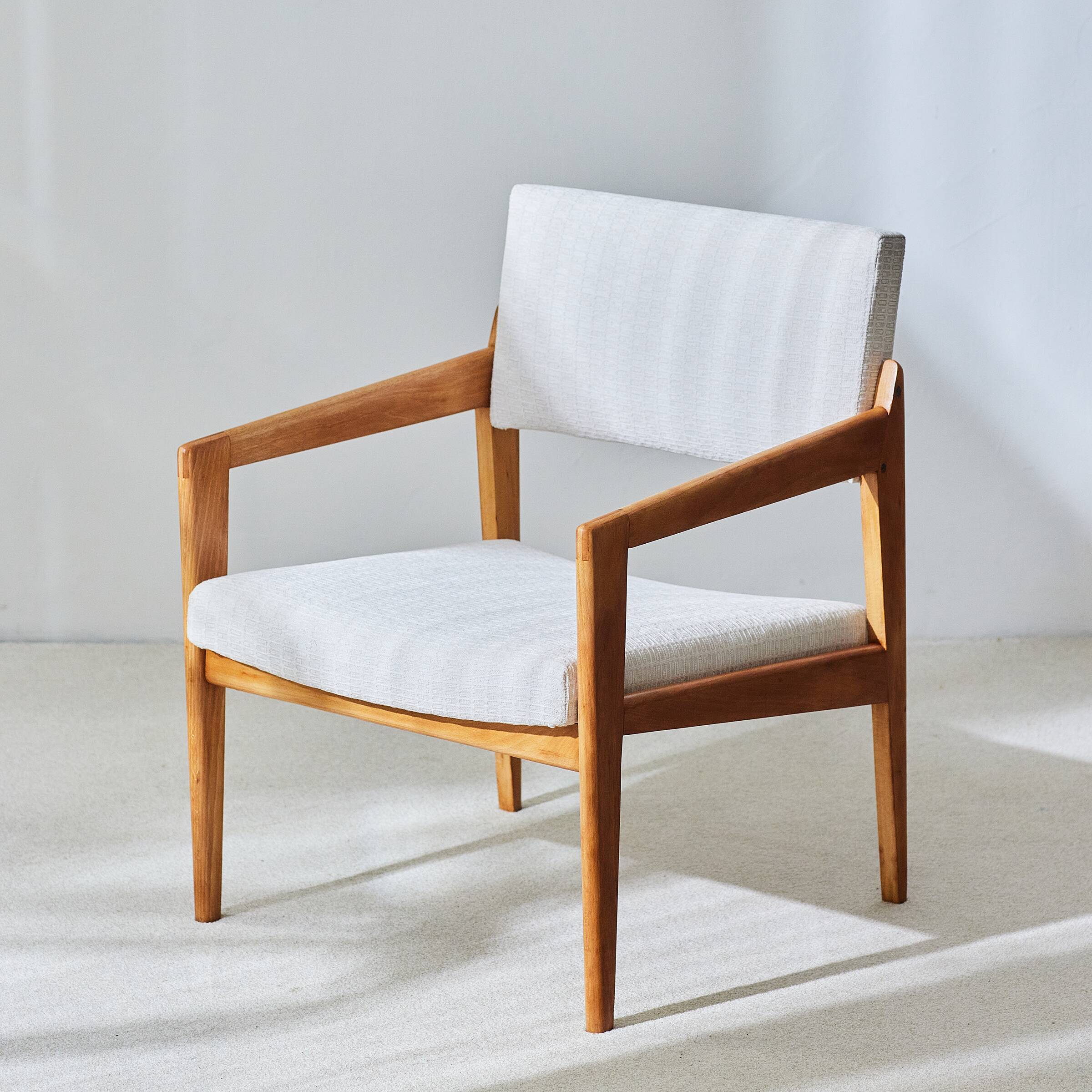 Thonet armchair model EMT 0030 designed by Rudolf Glatzel
