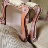 Paire de fauteuils cabriolets de style Louis XV en bois mouluré - XIXème