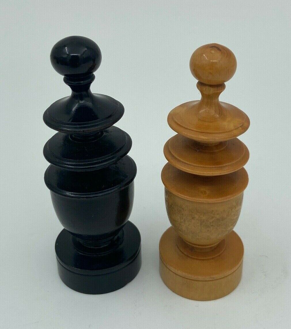 Wooden chess set turns 1920 32 pieces box