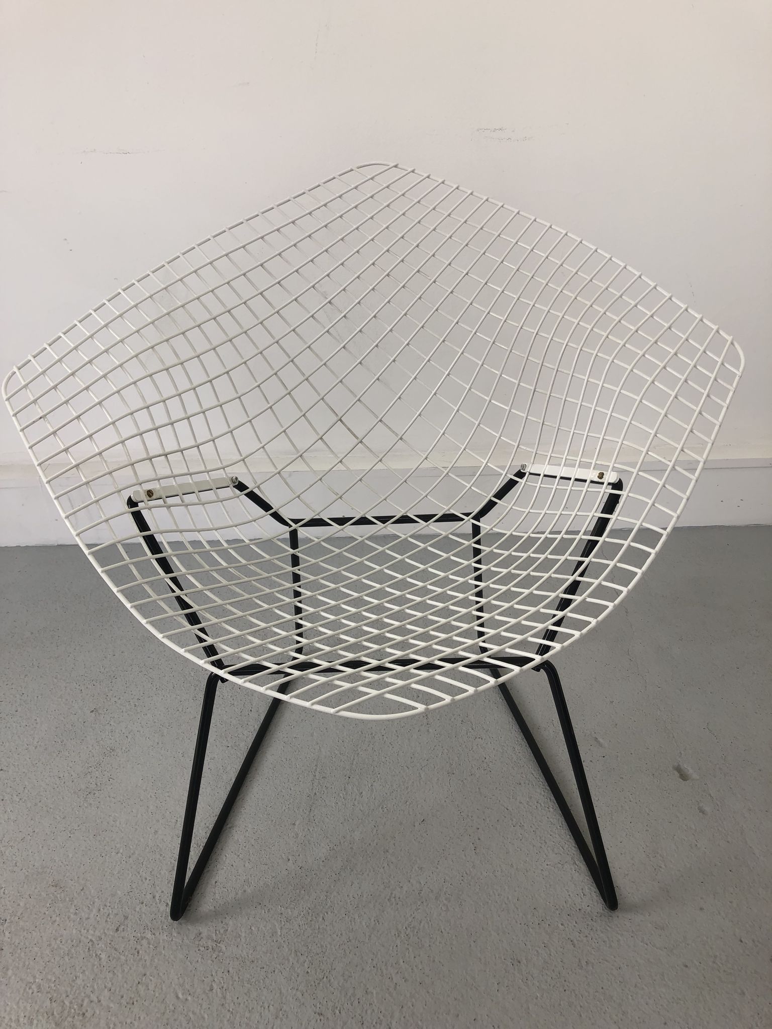 Vintage Diamond 421 Lounge Chair by Harry Bertoia for Knoll International